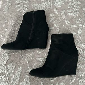 CHRISTIAN SIRIANO suede booties, black, wedge heel, size 9